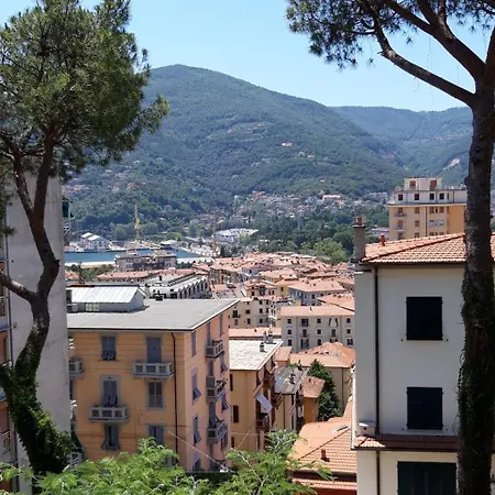 Tatil Evi Charme & Garden La Spezia